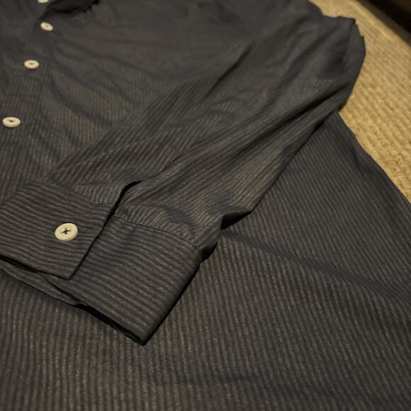 Lululemon Men's Sz L Bonded Voyage L/S Stretch Shirt Heather Blue Stripe M090803 - Picture 3 of 10